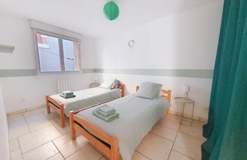 Le 34 degrés sud - 2 chambres - jardinet et jacuzzi - Foto 17