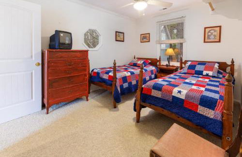 Very Private and Spacious Waterfront Family House - Foto 23