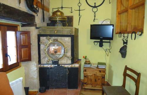 El Salto del Agua Auténtico El Molino de la Cascada Orbaneja - Photo 26