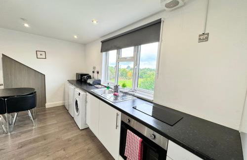 HEATHROW AIRPORT apartments-FREE parking-Free underground to and from Heathrow-30 min central London - Foto 26