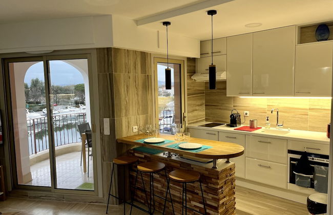 Studio moderne - Port de Mandelieu - Proche Mer - - Foto 1