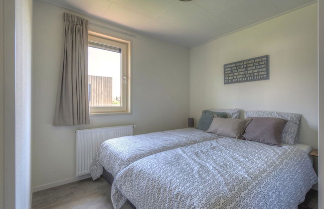 Modern Chalet With Combi Microwave, Near Rockanje - Foto 3