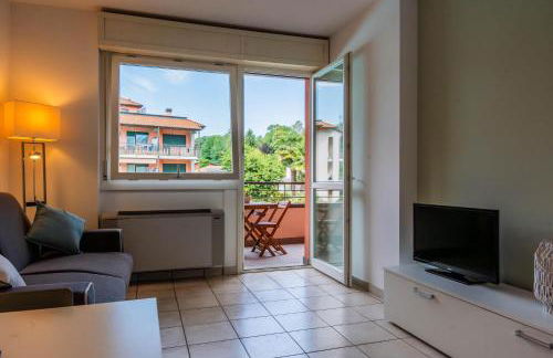 Monolago pool & view - Photo 11