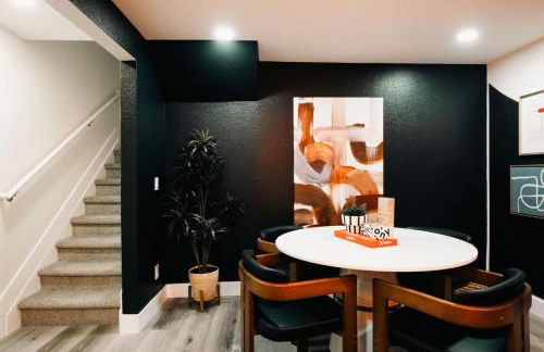 House of Noir Elan Stunning 6BR Designer Retreat - Photo 58