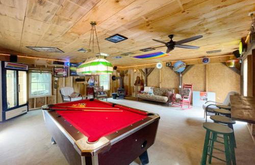 Haven Retreat in Catskills w Hot Tub & Bar Hall - Foto 33