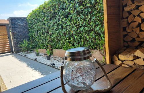 Adosado en Cirueña con Chimenea y barbacoa - Foto 2