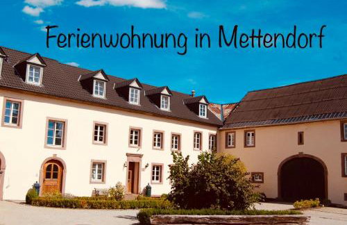 Ferienwohnung in historischem Bauernhaus in der Eifel - Foto 1