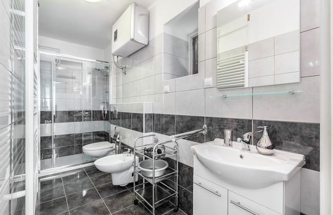 Lovely Apartment Near the Sea & the Center - Foto 16