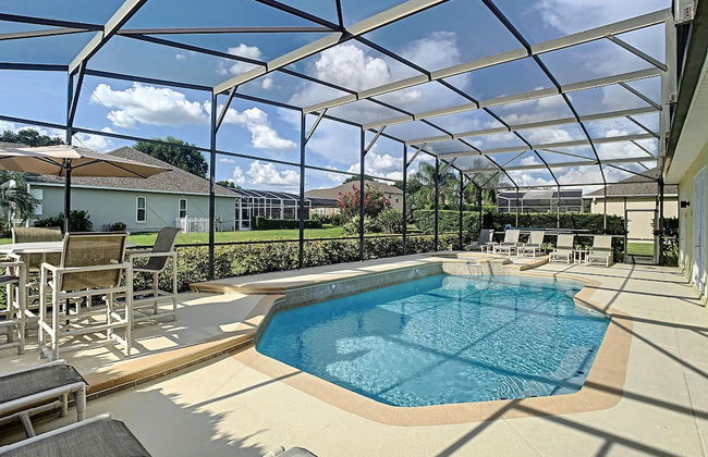 Fantastic 7 Bed 6 Bath in Prestigious Gated Comm - Foto 4