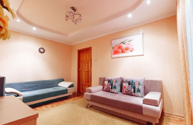 Apartment near Central Square - Photo 8