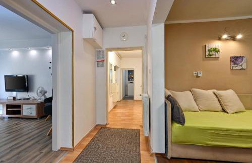 Apartman Jura, dvije spavaće sobe - Foto 12