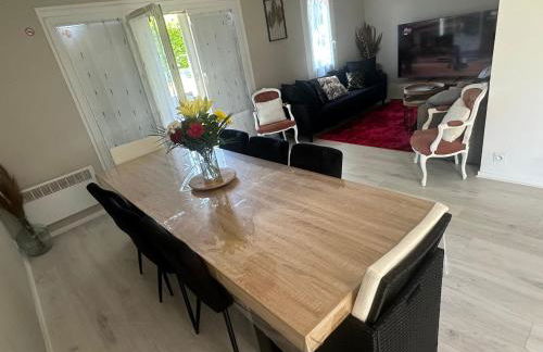 Gîte 10 pers. avec jardin à 200m des commerces, proche Loire et forêt d'Orléans - FR-1-590-281 - Photo 6