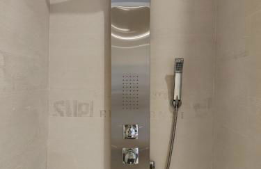 The Luxury Apartment - Photo 11