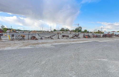 On 17-Acre Lot with Barn and Patio Rural Aztec Home - Foto 35