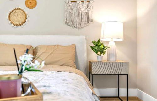 Bellevue DT Contemporary Fortress Walk to QFC - Foto 48