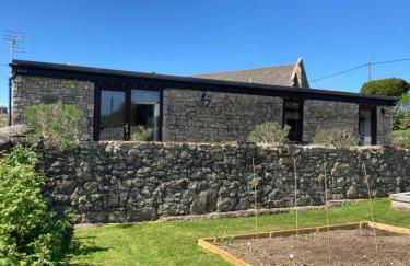 The Old Stable, Llancarfan - Photo 3