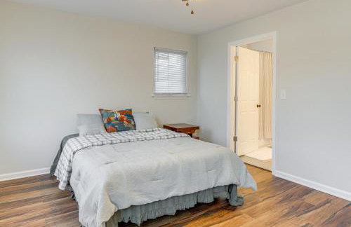 Louisville Charm Near the Derby Apt with Yard! - Foto 11