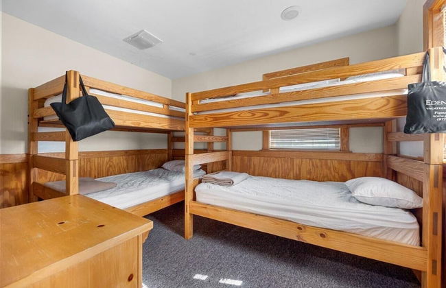 Poplar Point Condo Unit 12B - Two Bedroom Condo - Foto 2