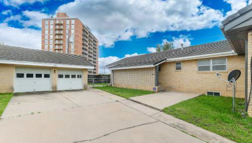 East Side Oasis 3BR 2 BA Coffee 5Min to Town East - Foto 2