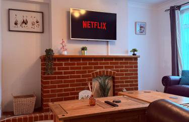 Spacious 3 Bed House In Horley With Long Driveway - Foto 2