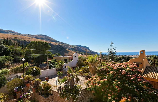 Holiday Home in Trapani With Sea View & Pool - Foto 25