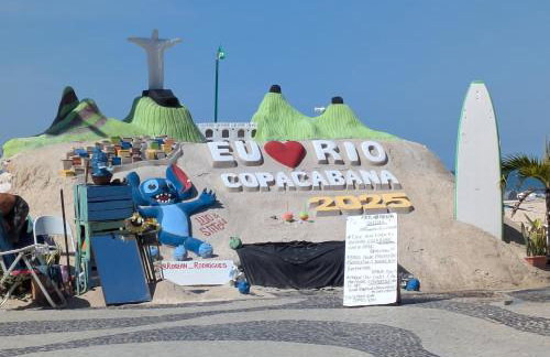 Copacabana Apartment 1 min from Beach - WiFi and AC - Foto 21
