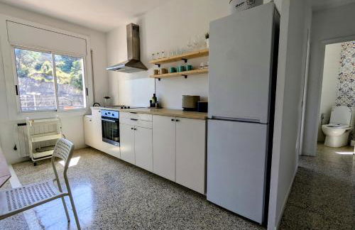 Charming Attic with Pool and Seaviews - Photo 9