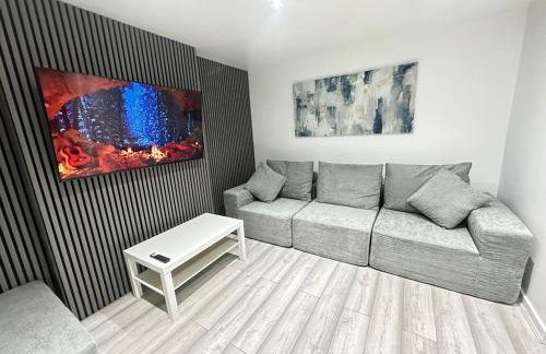 2 Bedroom Apartment - Near CoOp Live & Etihad Stadium - Foto 5
