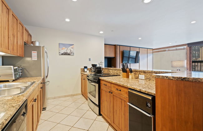 The Vail Spa Condominiums - Photo 76