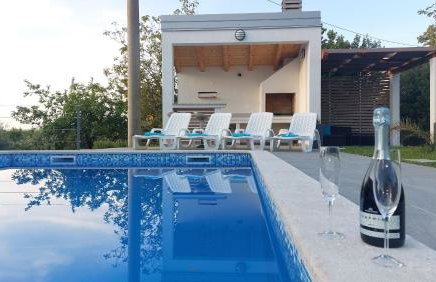 Villa Amoena with Pool and Sauna - Foto 31