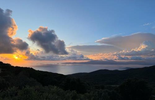 RANDOS à 15 mn de la plage COTI CHIAVARI Vue exceptionnelle Appart indépendant 3 ch - Photo 1
