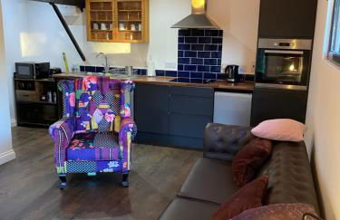 Holly's Lodge - Photo 18