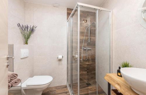 Moa Casa apartment with FREE parking - Photo 13