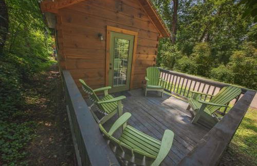 River Cabin Hot Tub & Swim Spa Near Downtown - Foto 32