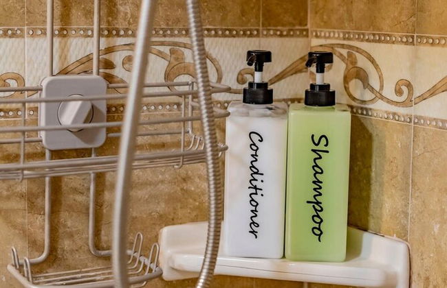 Modern Luxury in San Gabriel Valley Retreat - Foto 36