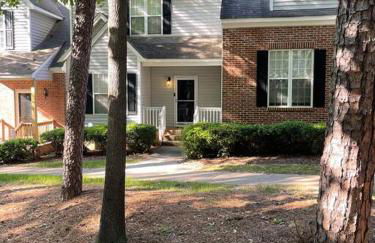 Simple Elegant Townhouse DT Raleigh NCSU - Foto 32
