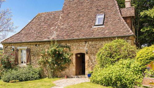 Farmhouse With Private Pool, Large Garden and Playground - Foto 4