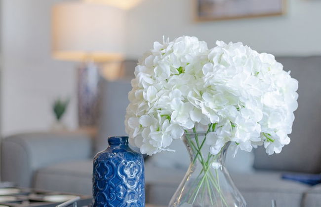 Condo w/ Prime View of Lake, Pool & Fireworks! - Foto 6