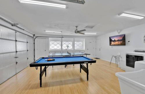 New cheerful villa, Pool, Spa, Mini Golf, Game room, Fire pit next to Disneyland - Foto 49