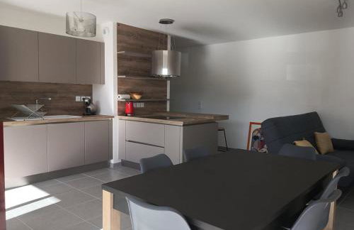 Très bel appartement 3 pièces 65m2 Villard de Lans avec balcon et jardin - Foto 6