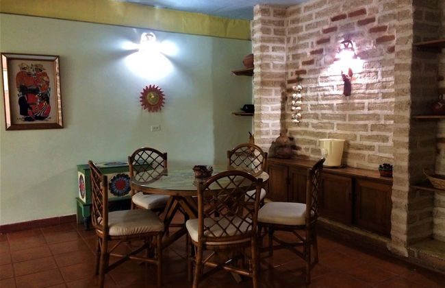 Eco Suites Uxlabil Guatemala City - Photo 18