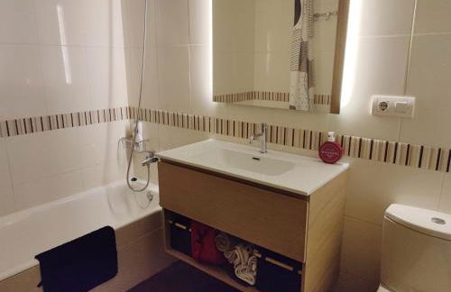 Espacio amplio y luminoso - Foto 14