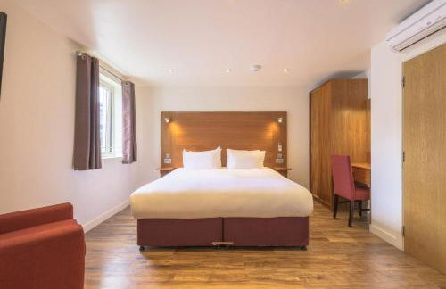 Holyrood Aparthotel - Photo 12