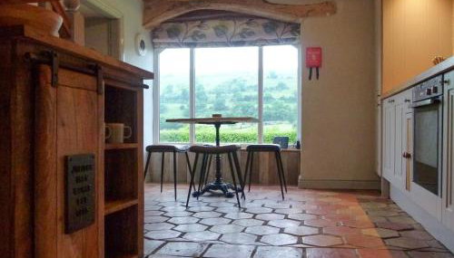 East Lane Barn - Photo 5