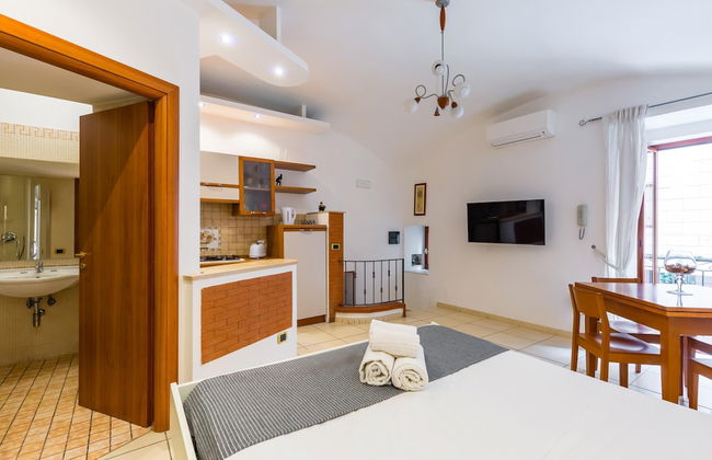 Tolentino Studio Flat by Napoliapartments - Foto 6