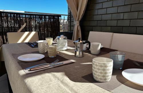 R39 Attic with Terrace and Private Parking - Foto 23