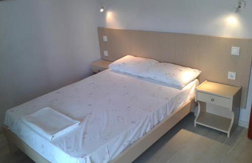 Dinos Green Place - Photo 23