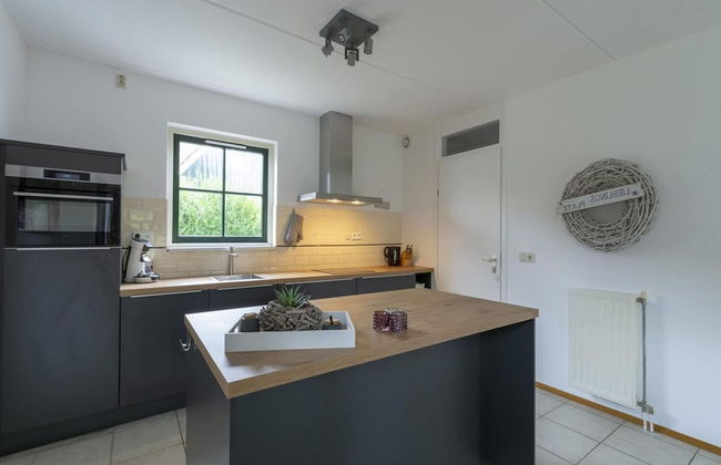 Stylish and Modern Furnished Holiday Villa - Foto 65