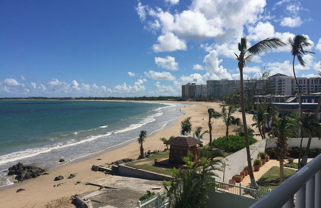 Beach Front Amapola SeaSide Apt - Photo 1