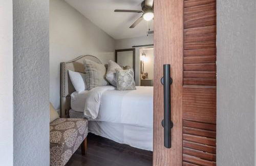 Swank Pad off River with free WiFi & parking-324 - Foto 16